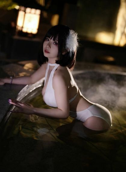 善良漂亮的岳9