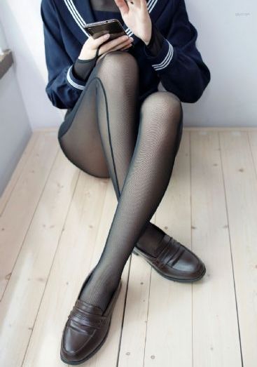 娇妻满足我的绿帽雨柔