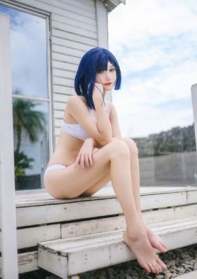 《隔壁女邻居》免费观看